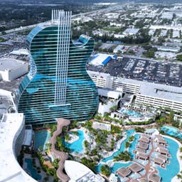 Seminole Hard Rock Hotel \& Casino