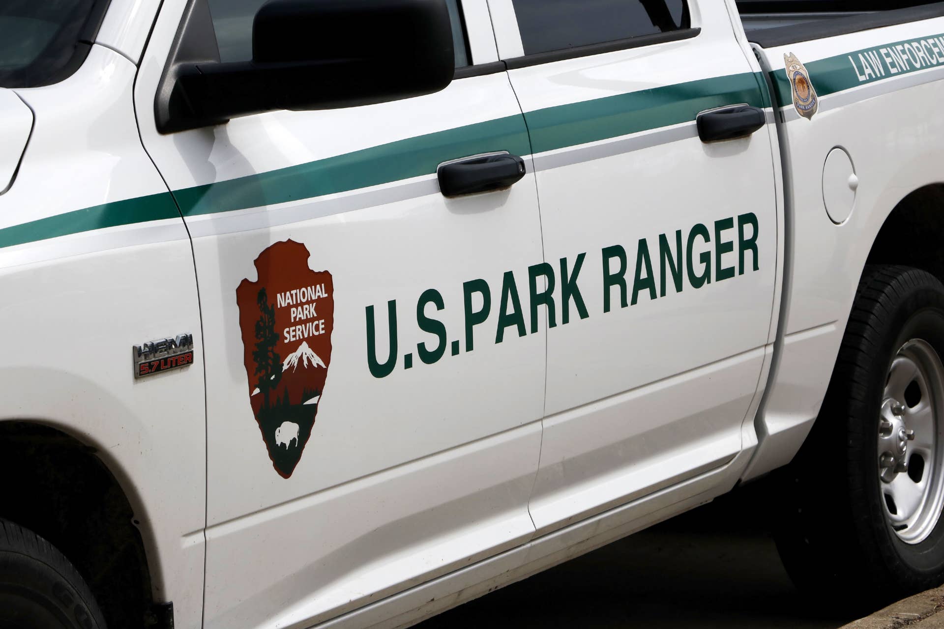 Us State Ranger Can you carry a gun in National Parks? - TravelHost
