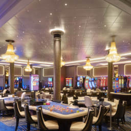 Review: A look at Norwegian Luna's casino