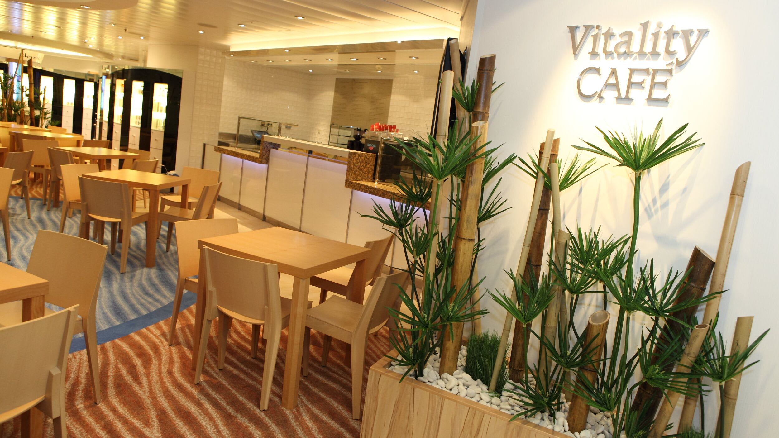 Royal Caribbean adds fan-favorite bar to Oasis Class ship - TravelHost, image size:2500x1406